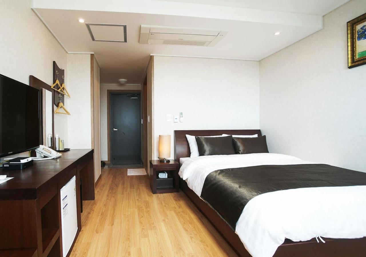 Iris Hotel Согвипхо Экстерьер фото